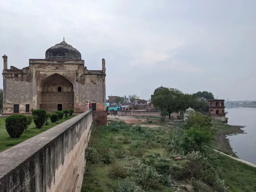chini ka rouja agra