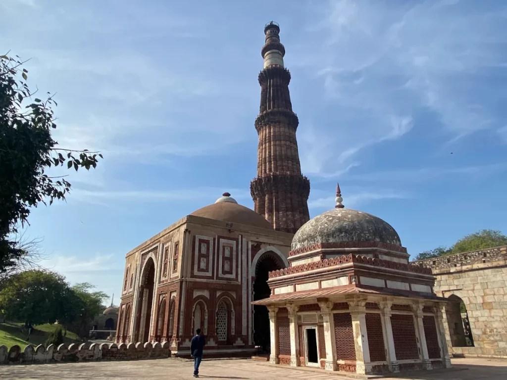 qutb minar delhi